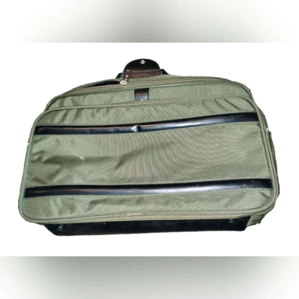 Samsonite 24 inch